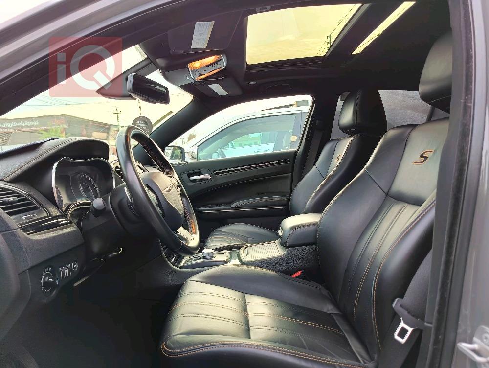 Chrysler 300